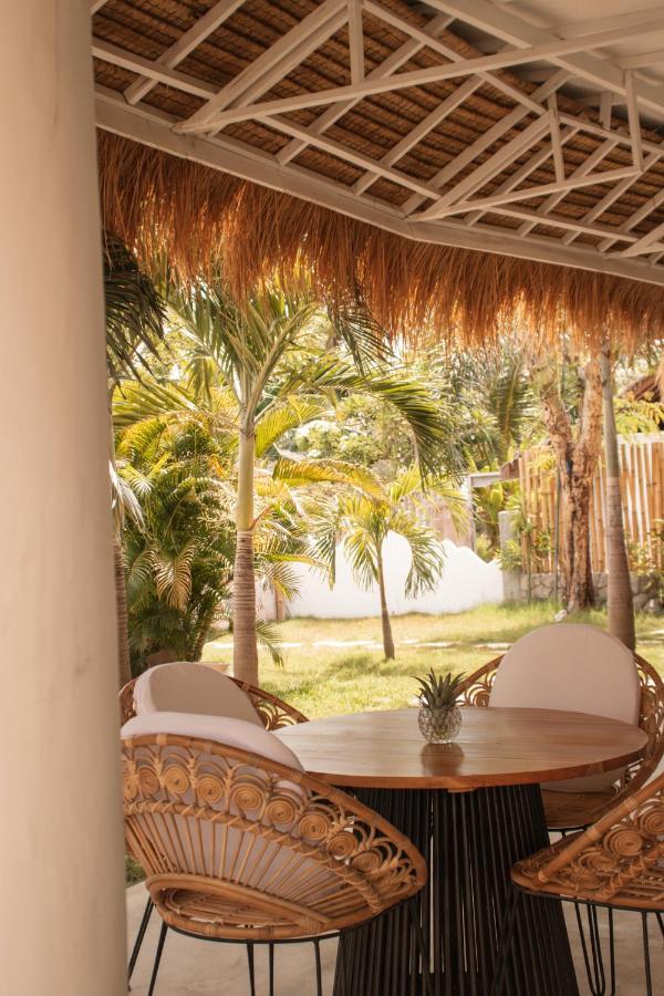 La Isla Bonita Gili Air Hotel Exterior photo
