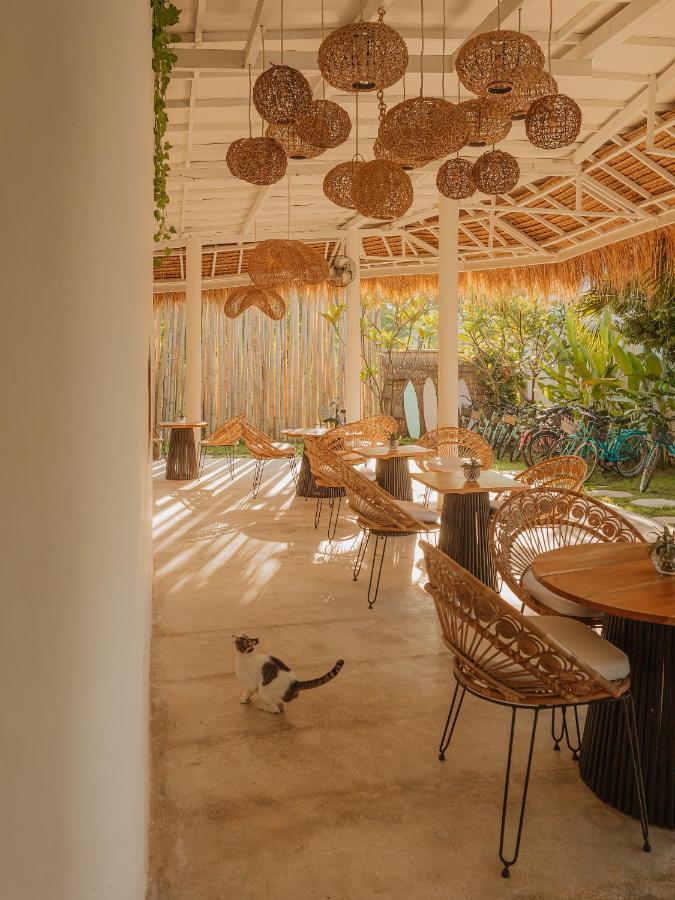 La Isla Bonita Gili Air Hotel Exterior photo